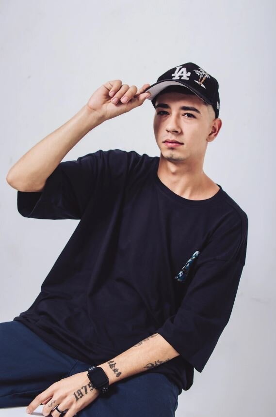 Aron_Smiith_