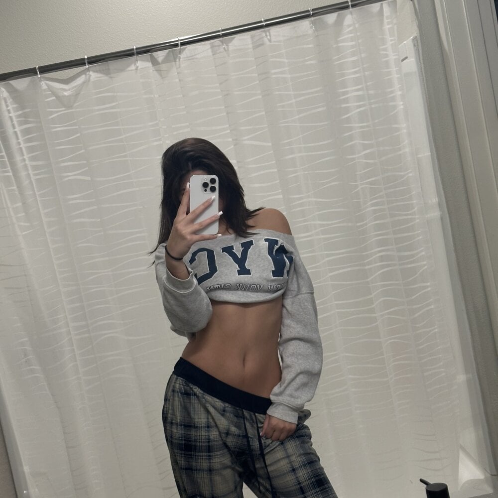 onaircams.com audiana19 livesex profile in mix cams