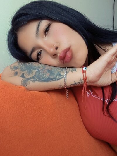 Fresita010 Female Mobile Sex Cam