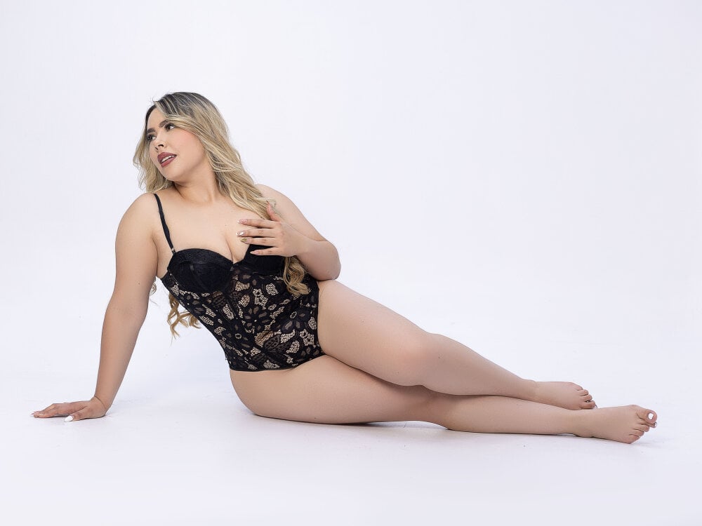 katya_blonde from stripchat