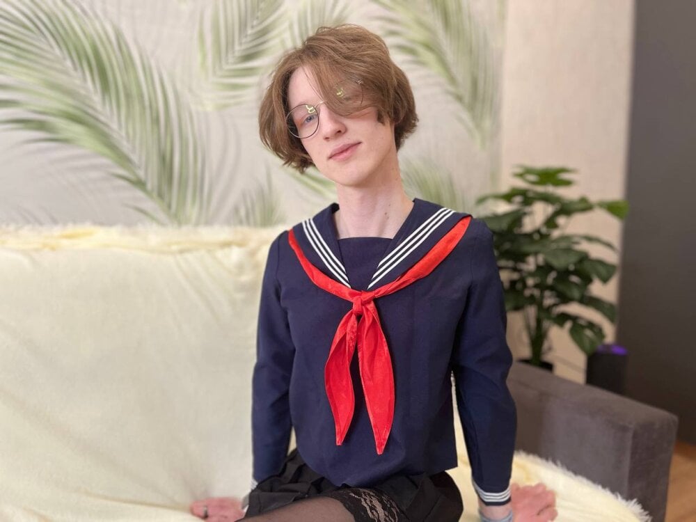 MasuzyShy's Offline XXX Chat