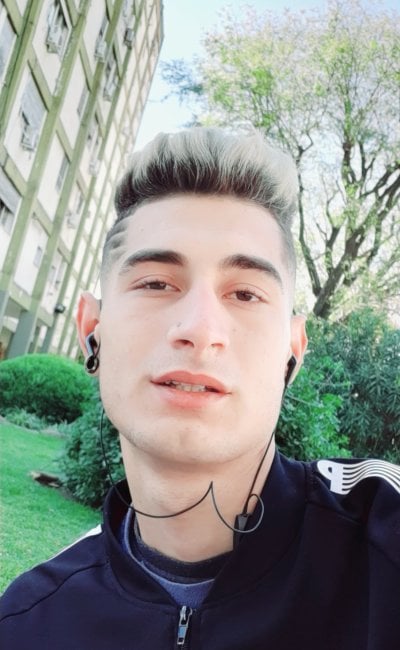 Fidoweed Male Young Free Webcam Chat