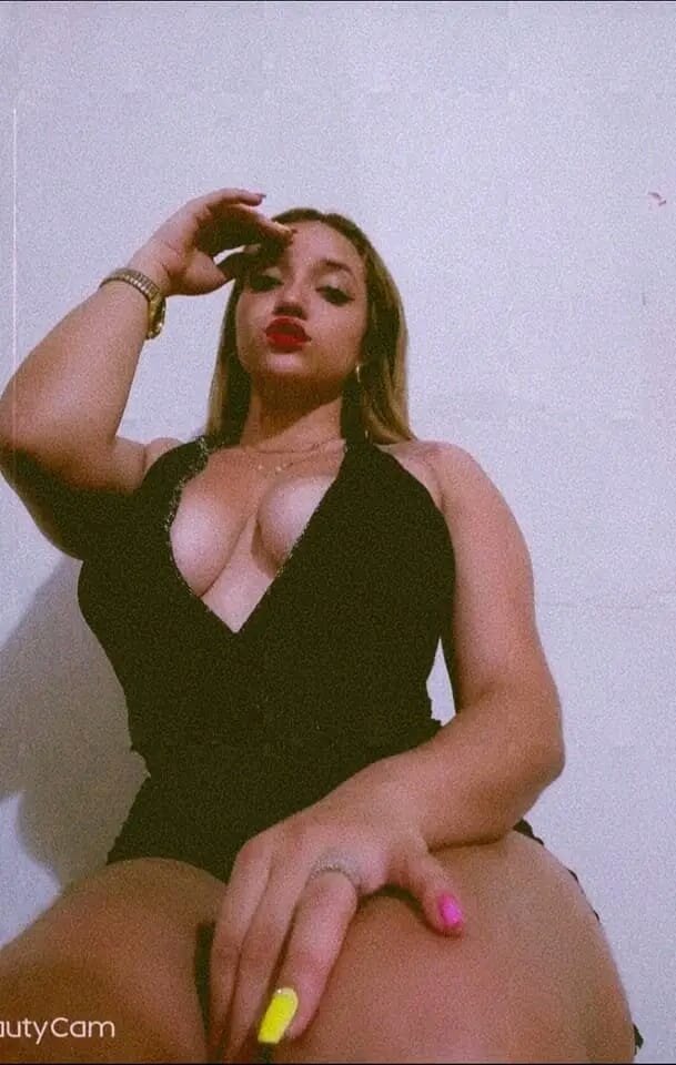Grecia_BigTits