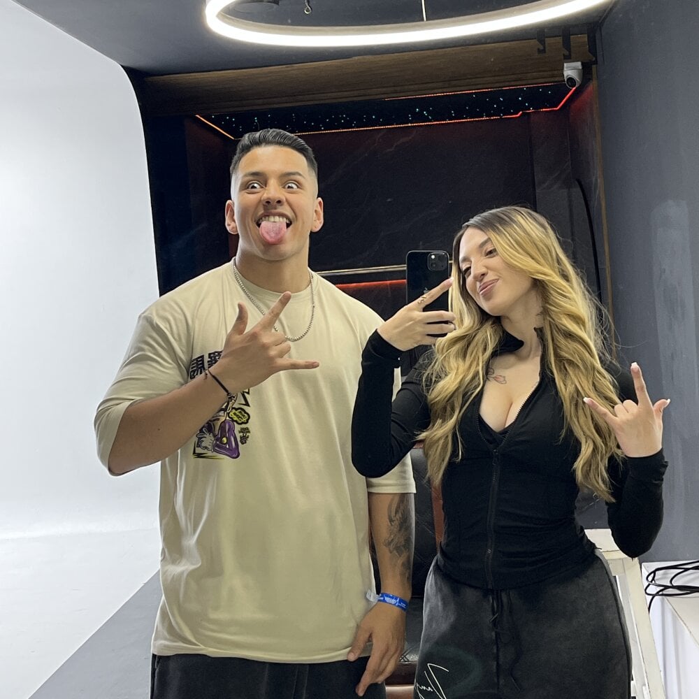 couple_fit_ from stripchat