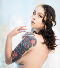 Hela_v