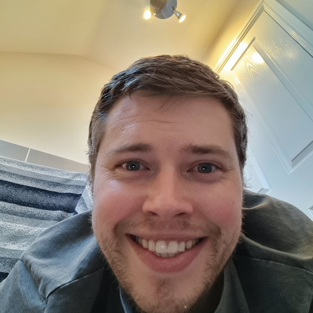 ExtremeAnalFuckSlut's Offline Chat Room