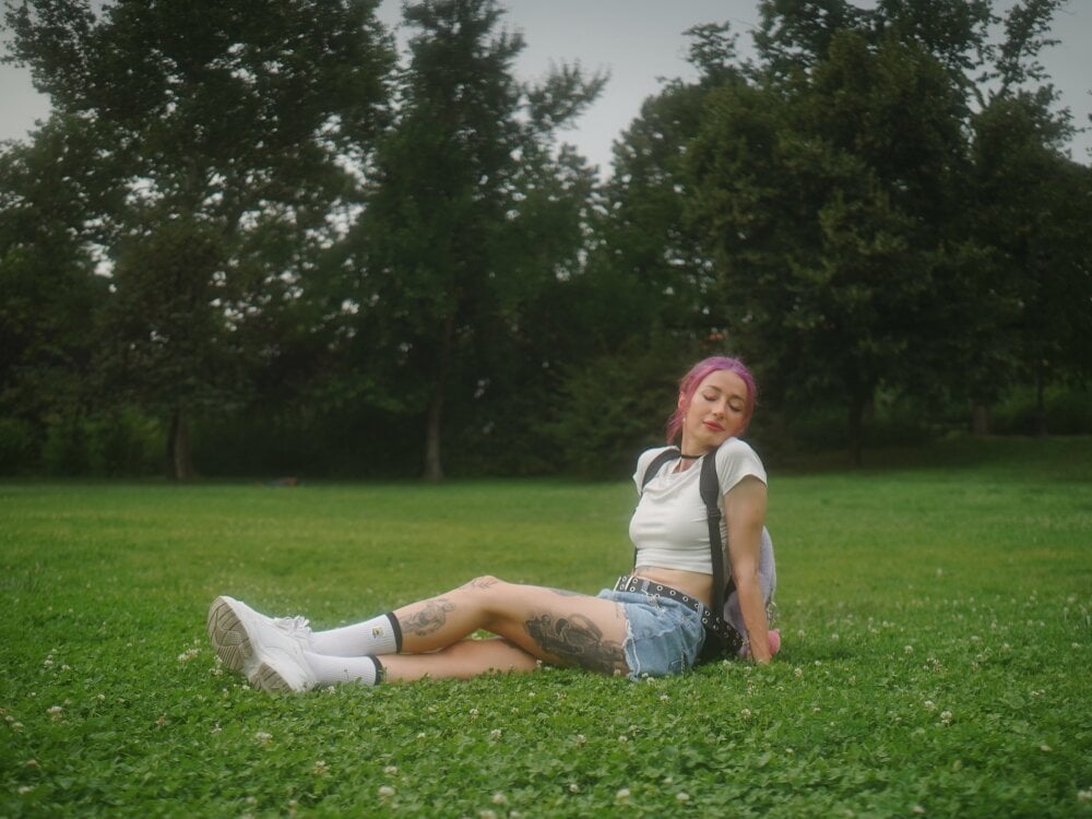 inked-vvitch offline XXX-chat