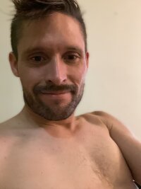 hardswva69's Offline Chat Room