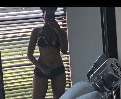 scorpio_goddess from stripchat