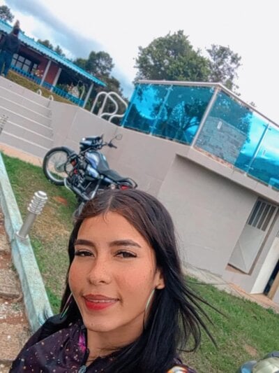 Celeeste_Adaams