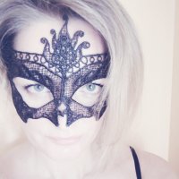 ShowAhCat's Offline Chat Room