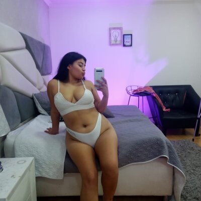 violettalopez_ from stripchat