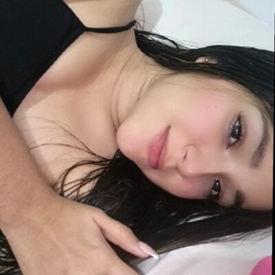 Sharon_suarez_