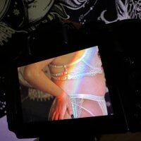 mia_sophiee's Live Sex Cam Show