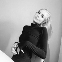 mickeygirl375's Offline XXX Chat