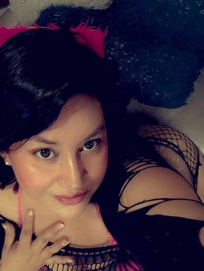 Yummy_nessa