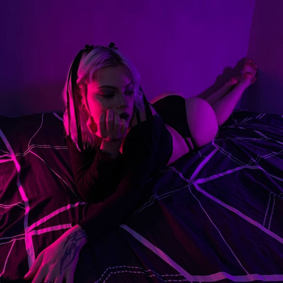 pornos.live saekiko livesex profile in white-hair cams