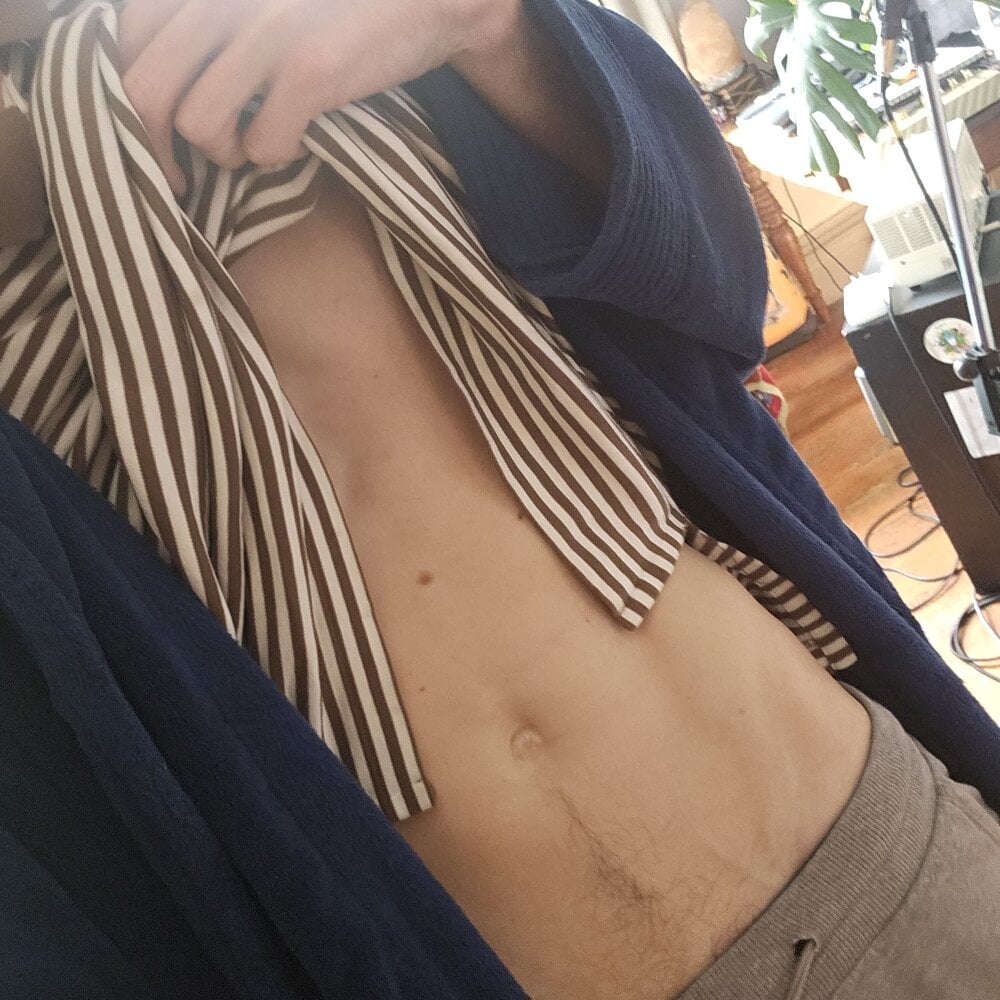 longest_drink_in_town's Offline XXX Chat