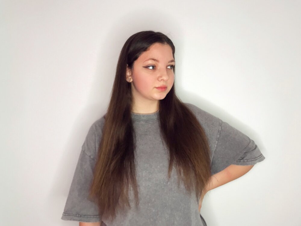 DeboraKym