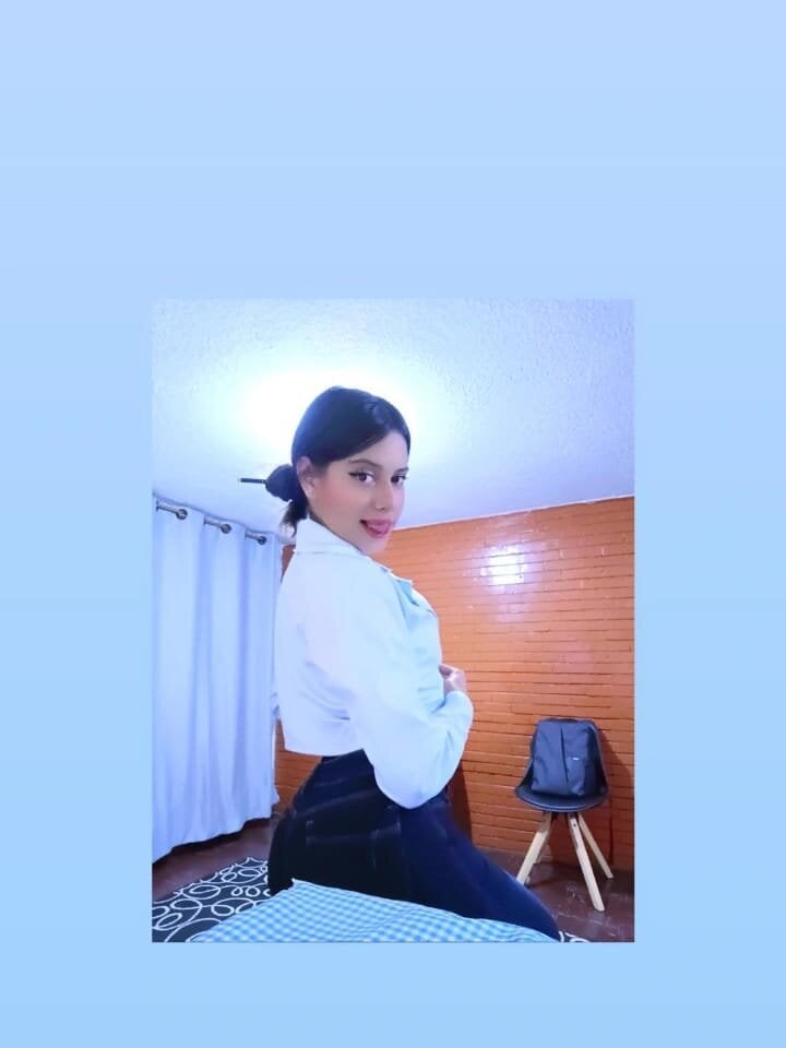 Emily__Crosman profile