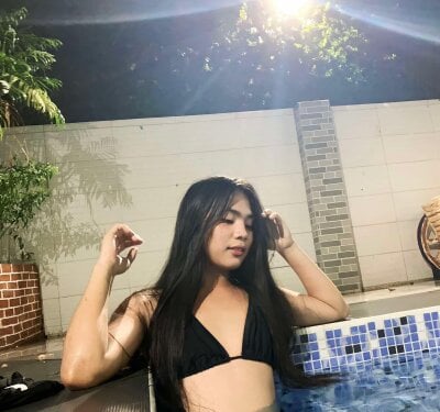 XAsianDollx