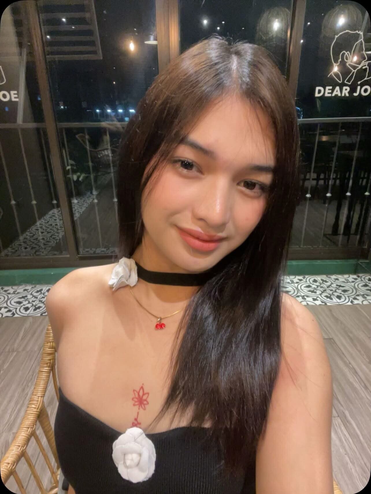 Ava_Mariana