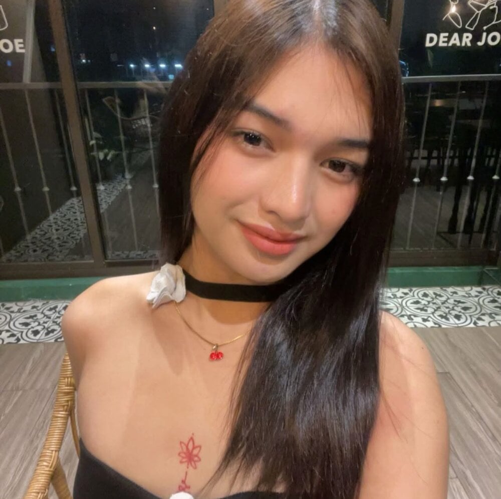 ava_mariana from stripchat