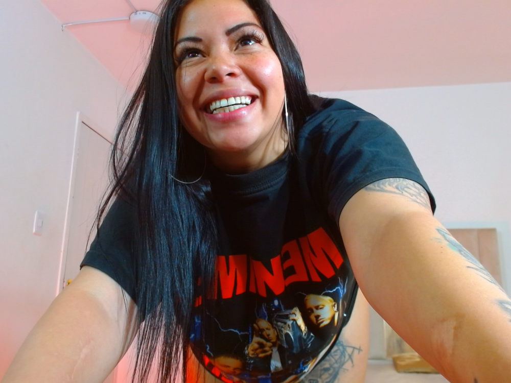 martinna_tay profile