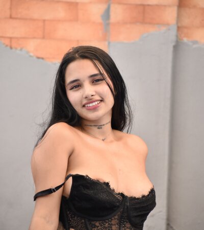 Lorena_Mcfly - young
