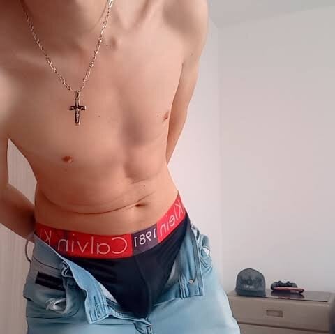kamilitosex180108 from stripchat