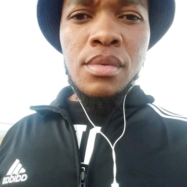 asymmetric5102's Offline XXX Chat