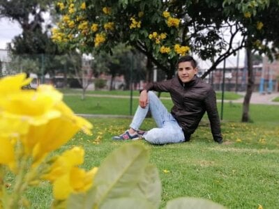 Moises_Thonson