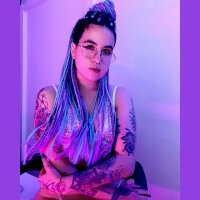 gaby_latina21's Offline Chat Room