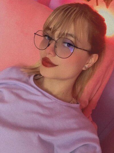 Blackberrys_ Female Affordablecam2cam Free Cam Porn
