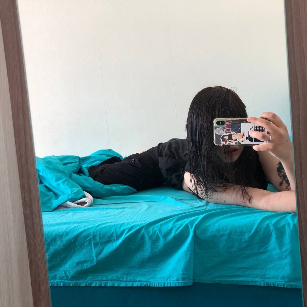Modelo Webcam Tina_Taylorr Chat and Show de Sexo en Vivo Stripchat 1000x1000 Foto porno Modelo Webcam Tina_Taylorr Chat and Show de Sexo en Vivo Stripchat Foto