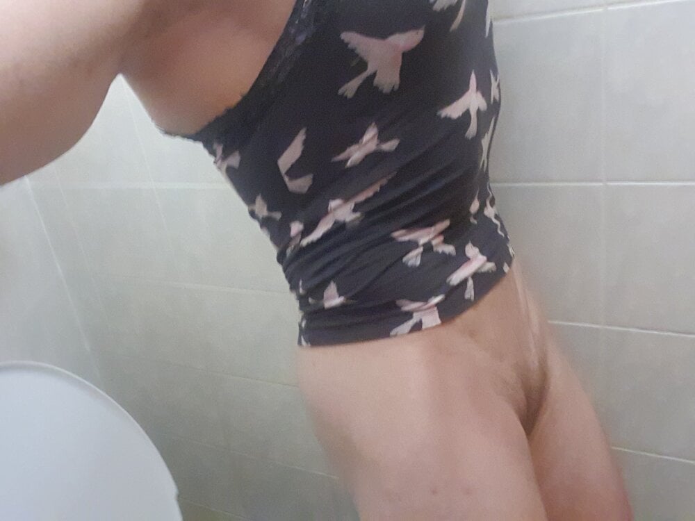 TSslut22's Offline XXX Chat