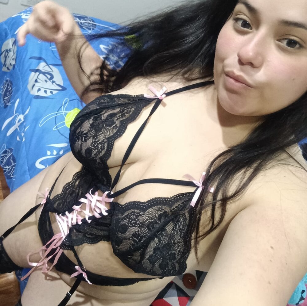 valen_dany22 from stripchat