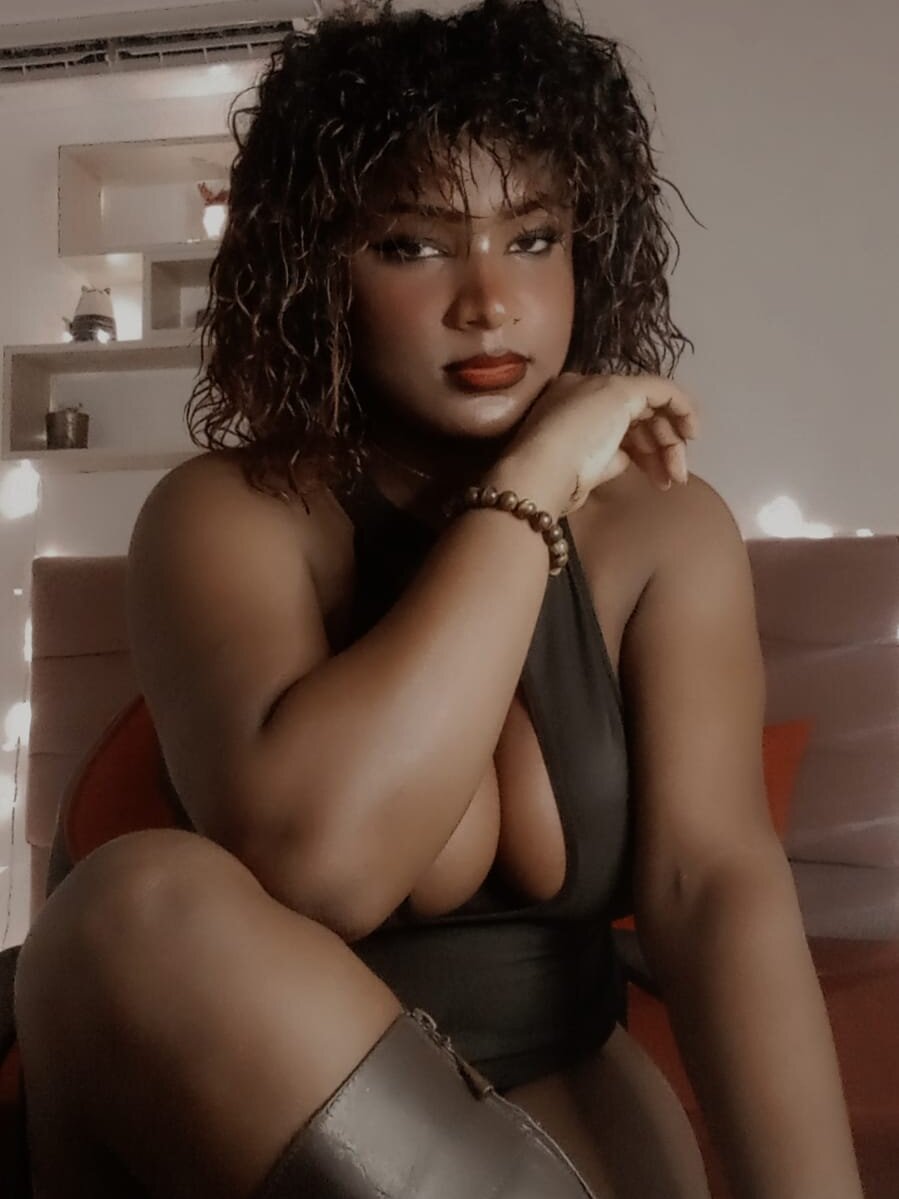 NikitaKiss' Offline XXX Chat