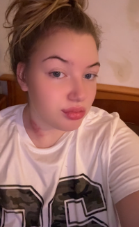 Kingandqueen73's Offline Chat Room