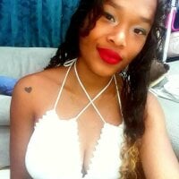 evelyncastro_'s Offline Chat Room