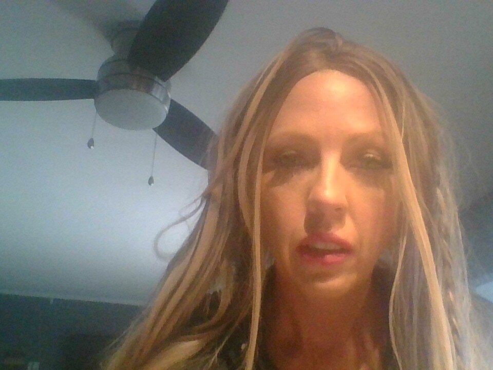 Live sex webcam photo for mollipop1 #289628833