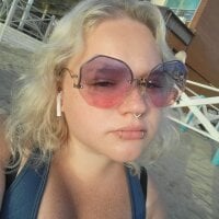 Starry_Curtis' Offline Chat Room