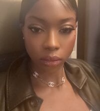 SwissMirelle's webcam live show