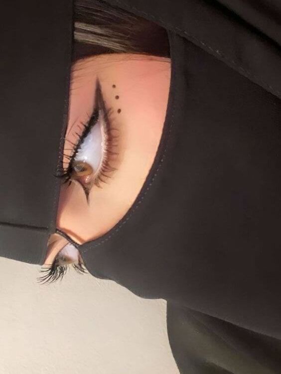 QueenDina777's Offline XXX Chat