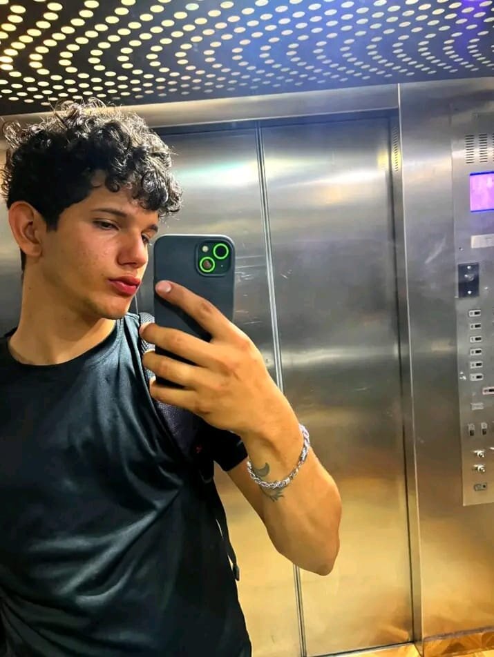 Erick_white