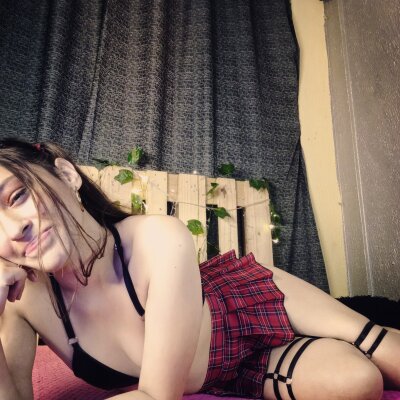 SammyKiut_ 🛡 adult cam chat