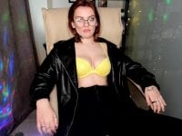 Wow_Kelly Adlı Modelin Çevrimdışı Sohbet Odası