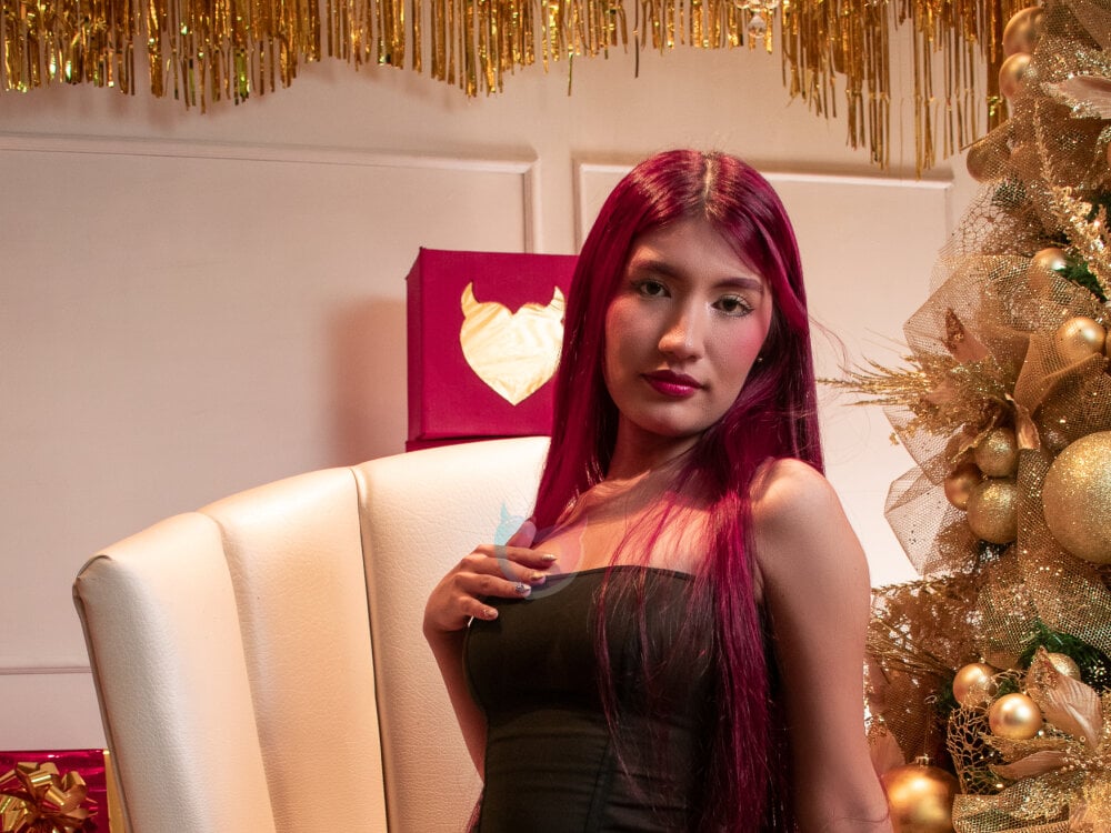 pornsexycams.com miavoss livesex profile in italian cams