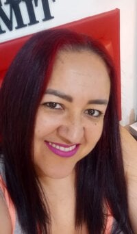 rosse_pink_'s Offline Chat Room