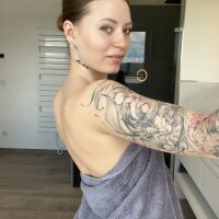 Alona_Noire's Offline XXX Chat